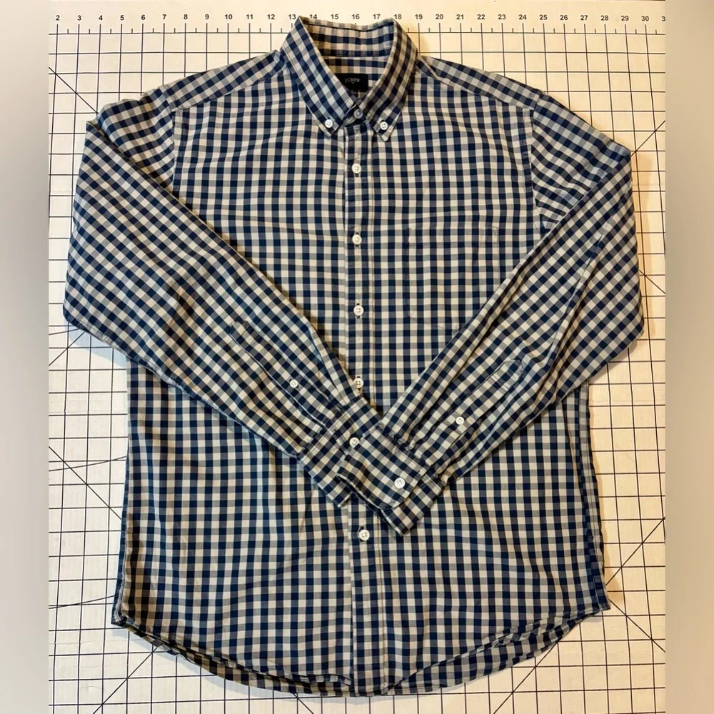 J. Crew Men’s Size Medium Blue and White Checkered Button‎ Down Shirt